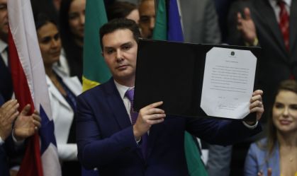 Novo ministro das Cidades, Jader Filho quer retomar Minha Casa Minha Vida