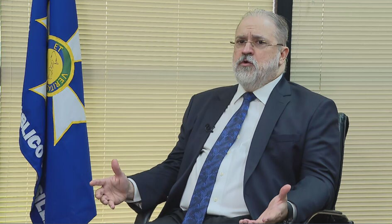 Aras entrevista exclusiva à CNN