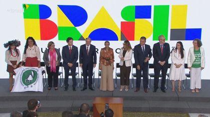 Marina Silva toma posse como ministra do Meio Ambiente