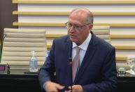 Meta do governo é acabar com IPI pela reforma tributária, diz Alckmin