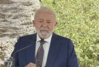 “Relações entre chefes de Estado não têm viés ideológico”, diz Lula ao lado de presidente do Uruguai