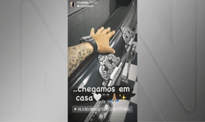 Corpo de Pelé chega a Santos, onde será realizado o velório do Rei do Futebol