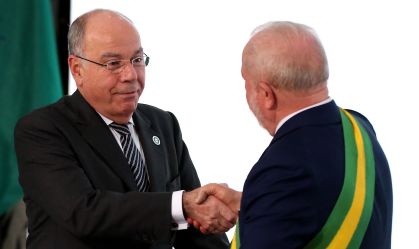 Ministro Mauro Vieira, das Relações Exteriores, durante a posse de Lula