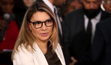 Justiça dá 72 horas para governo explicar aparição de Janja na TV Brasil