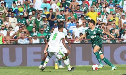 Lance durante a partida entre Palmeiras e América MG, válida pela Copa São Paulo de Futebol Júnior de 2023 (Copinha), no Estádio Canindé em São Paulo (SP)