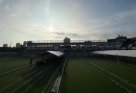 Torcida organizada do Santos prepara caravana para participar do velório de Pelé