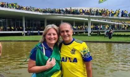 O capitão de mar e guerra Vilmar José Furtuna postou em suas redes sociais foto mostrando sua participação em atos criminosos em Brasília