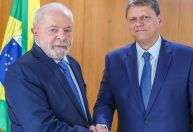 “Disse a Tarcísio que estou disposto a conversar”, diz Lula sobre reunião com governador de SP