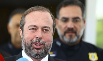 Leilões de transmissão foram "sucesso" e vão atrair R$ 200 bi em investimentos verdes, diz ministro