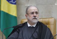 Aras diz que enfrentou corporativismo ao rebater fala de que destruiu Lava Jato