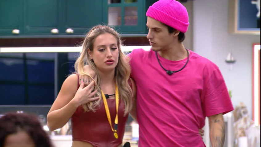 Gabriel e Bruna conversam após recado de Tadeu Schmidt / TV Globo