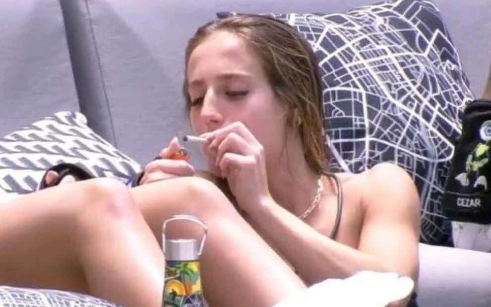 bruna-griphao-fuma