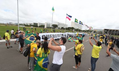 Imagem de destaque do post: "Tentativa de impor vontade pela força não vai prevalecer", diz ministro