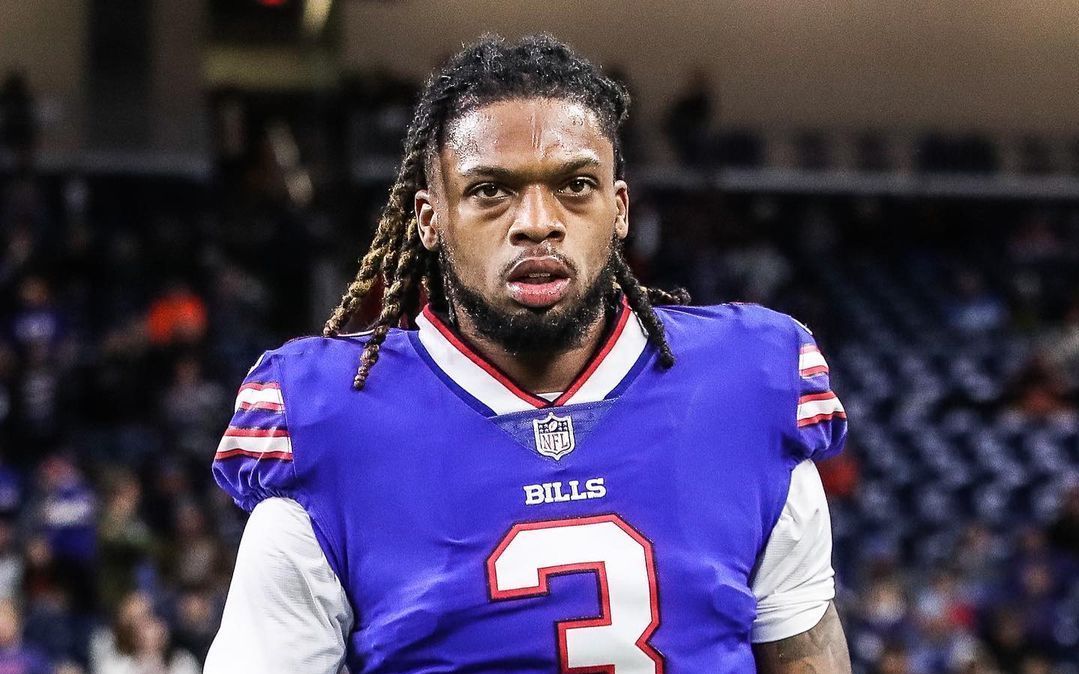 8 meses após parada cardíaca, Damar Hamlin é escalado para jogar a