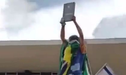 Cerimônia do 8/1 terá devolução simbólica da Constituição que foi levada do STF