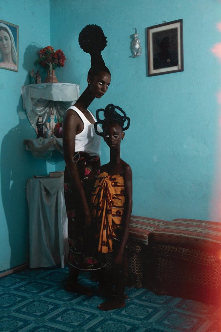 Retrato "Djeneba", de Eric Adé Tanauh / Eric Ade Tanauh