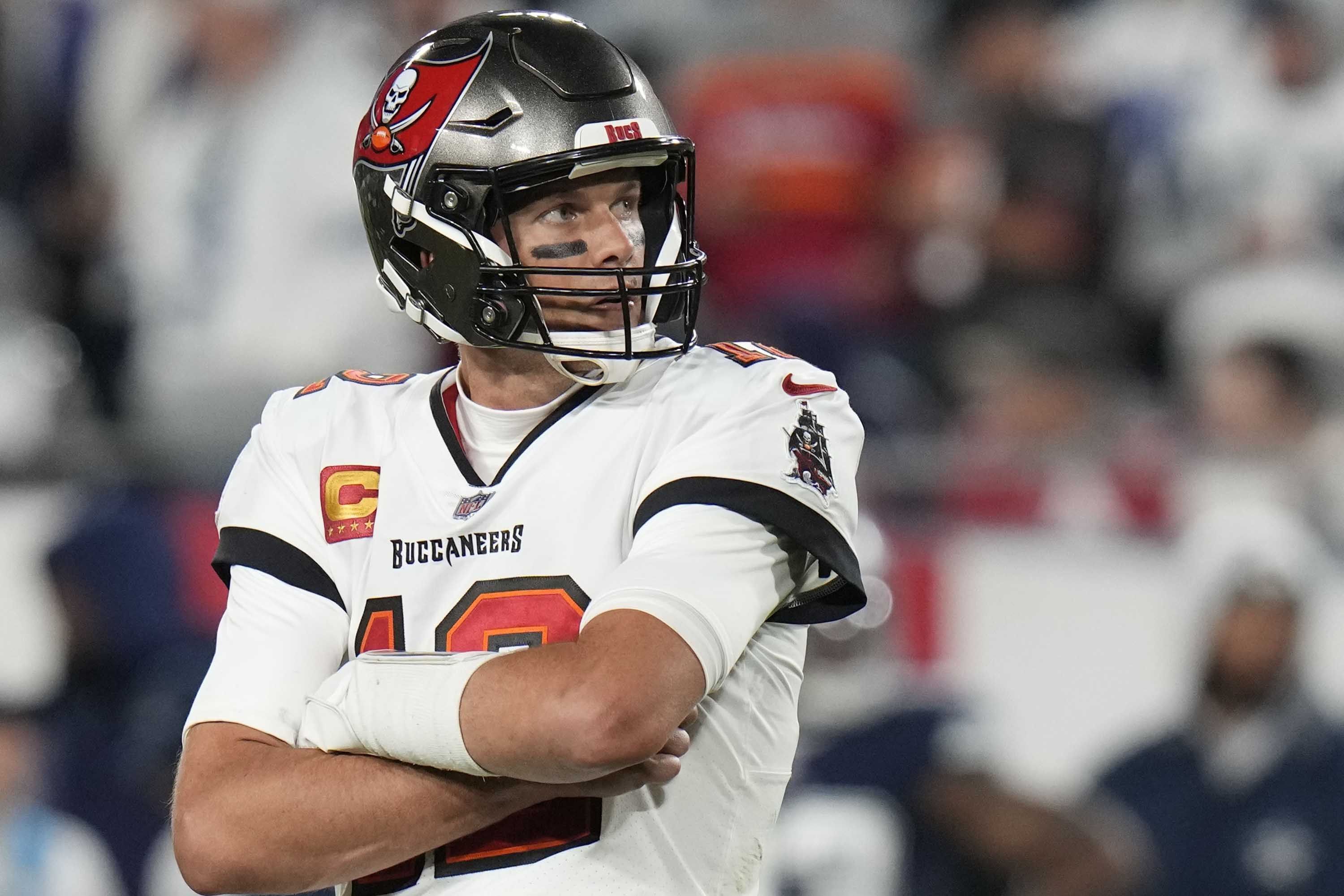 Imagem de destaque do post: Após desistir da aposentadoria e se separar de Gisele, Brady pode ter se despedido de NFL