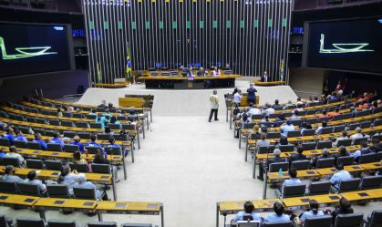 Por mais independência, partidos devem desfazer blocão formado em apoio à reeleição de Lira