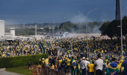 Generais Heleno e Dutra são convidados para CPI dos atos antidemocráticos no DF