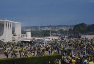 Sem votos, oposição recua e PL da Anistia fica para depois das eleições na CCJ
