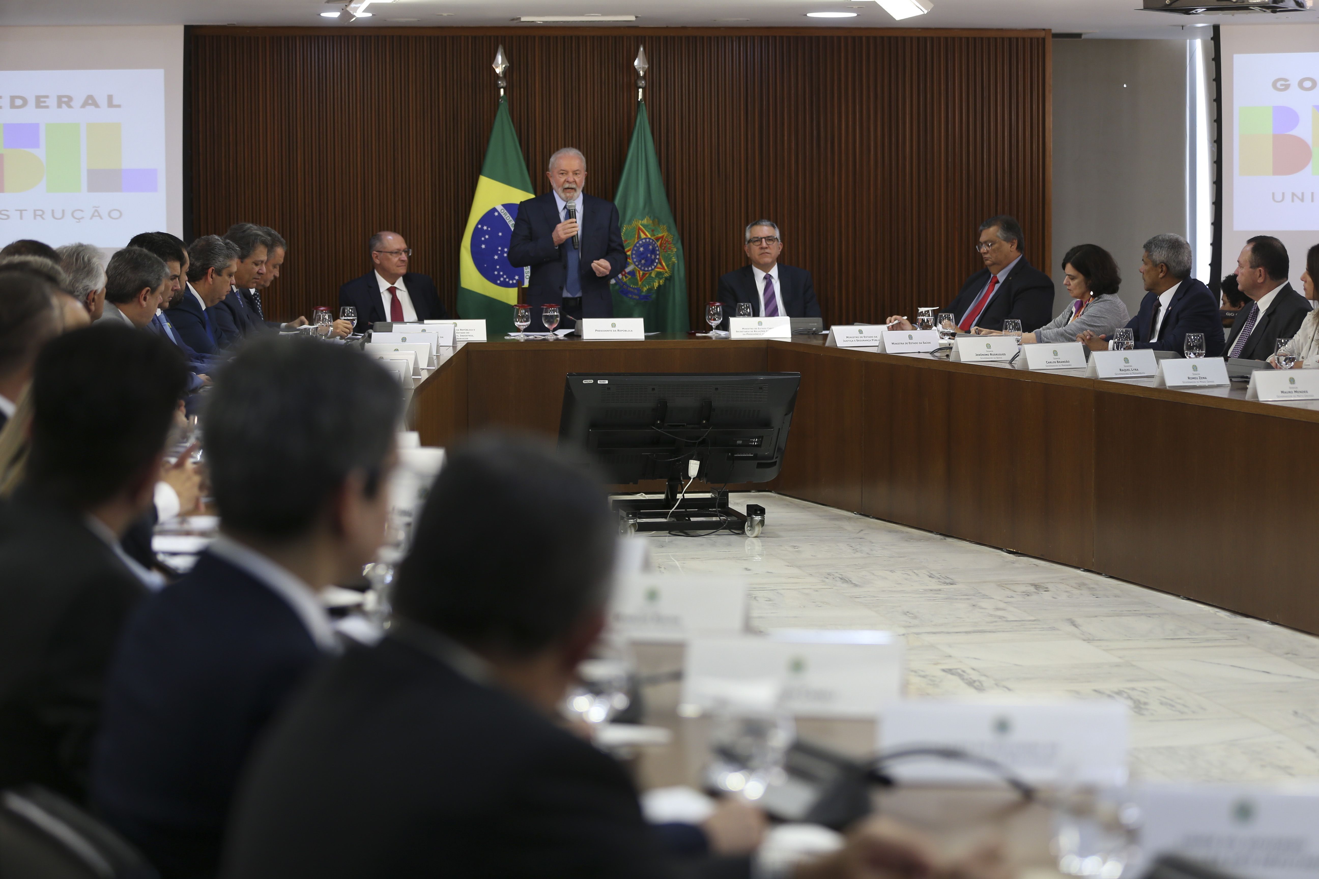 O presidente Luiz Inácio Lula da Silva se reúne com os governadores dos 26 estados e do Distrito Federal,