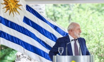 Presidente Luiz Inácio Lula da Silva (PT) esteve no Uruguai para reuniões bilaterais