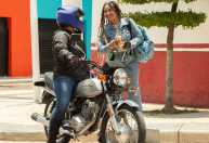 Mototáxi da Uber e da 99 só operam fora do centro expandido de SP; entenda