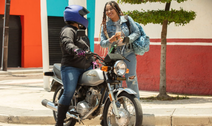 Mototáxi da Uber e da 99 só operam fora do centro expandido de SP; entenda
