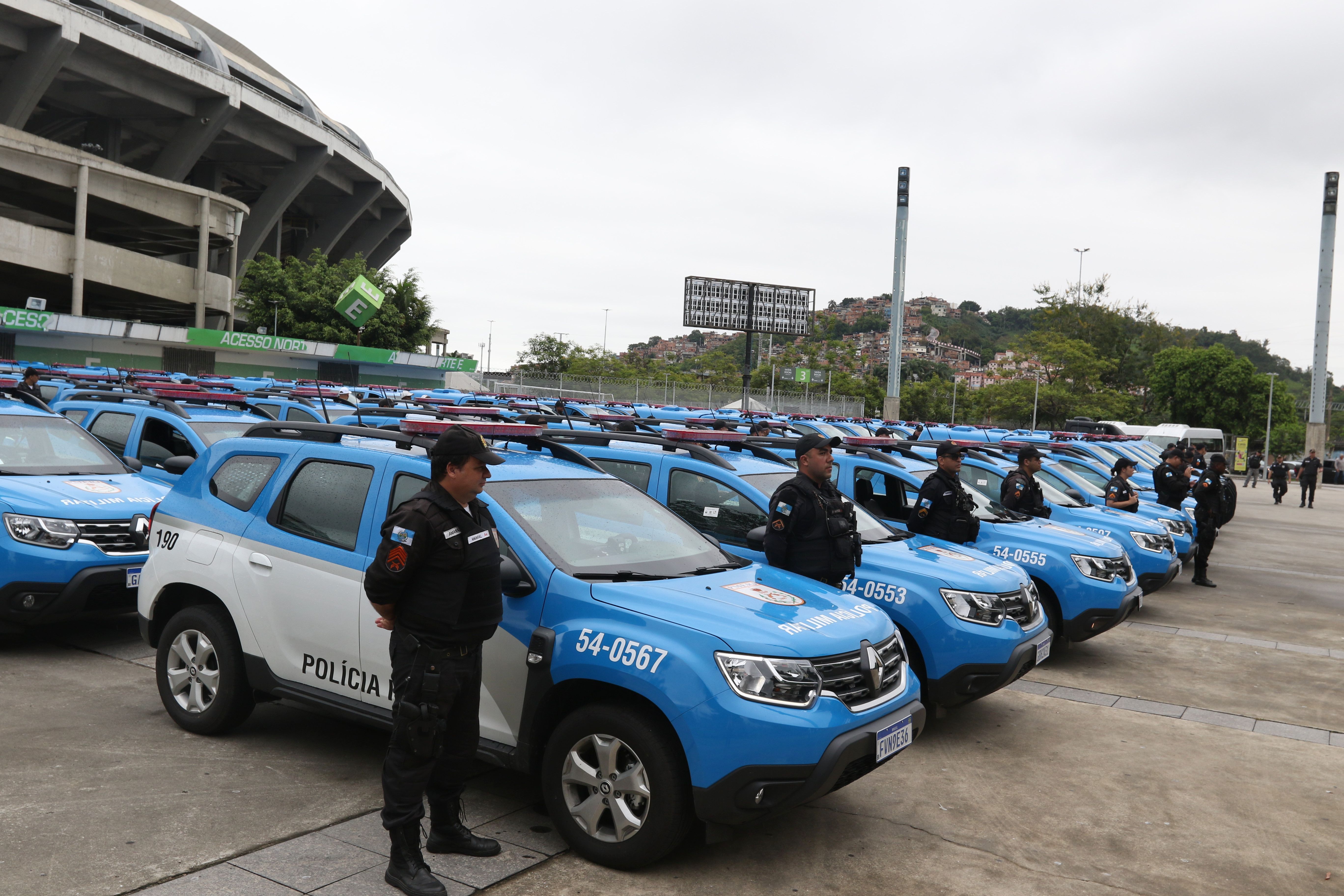 Polícia Militar (PM) do Rio de Janeiro (RJ) viaturas