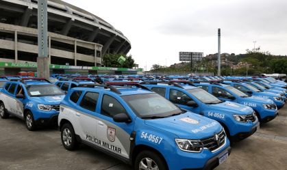 Operação prende 21 policiais denunciados por "tour da propina" no Rio