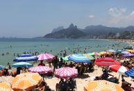 Menino de 13 anos desaparece na Praia de Ipanema