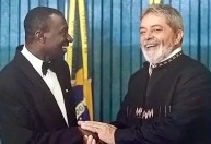 Garçom Catalão, que serviu Lula e foi demitido por Temer, volta à Presidência