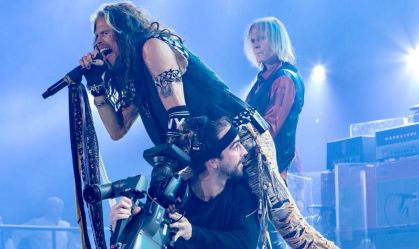 Vocalista do Aerosmith consegue rejeição definitiva de processo de agressão sexual