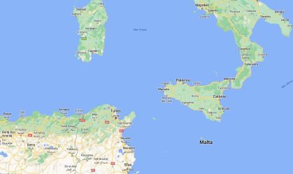 Barco afunda na Tunísia e deixa pelo menos 5 imigrantes africanos mortos e 10 desaparecidos