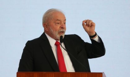 Lula derruba 18 indicações de Bolsonaro para cargos de agências, embaixadas e defensoria