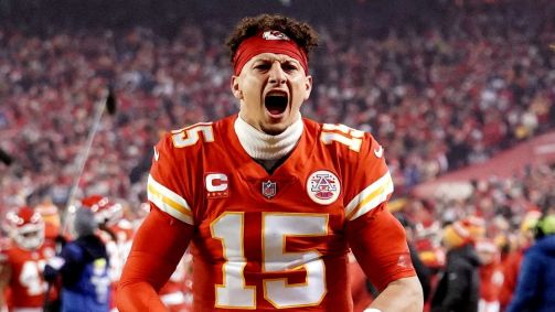 Patrick Mahomes durante partida entre o Kansas City Chiefs e o Buffalo Bills