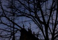 Mais de 100 padres suspeitos de abuso continuam ativos na Igreja Católica de Portugal