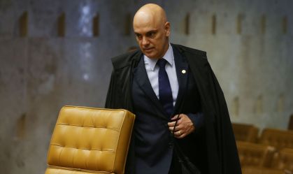 Moraes pede vista em julgamento sobre volta da contribuição sindical
