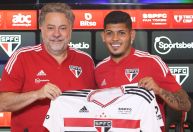 São Paulo apresenta atacante Erison como reforço para a temporada