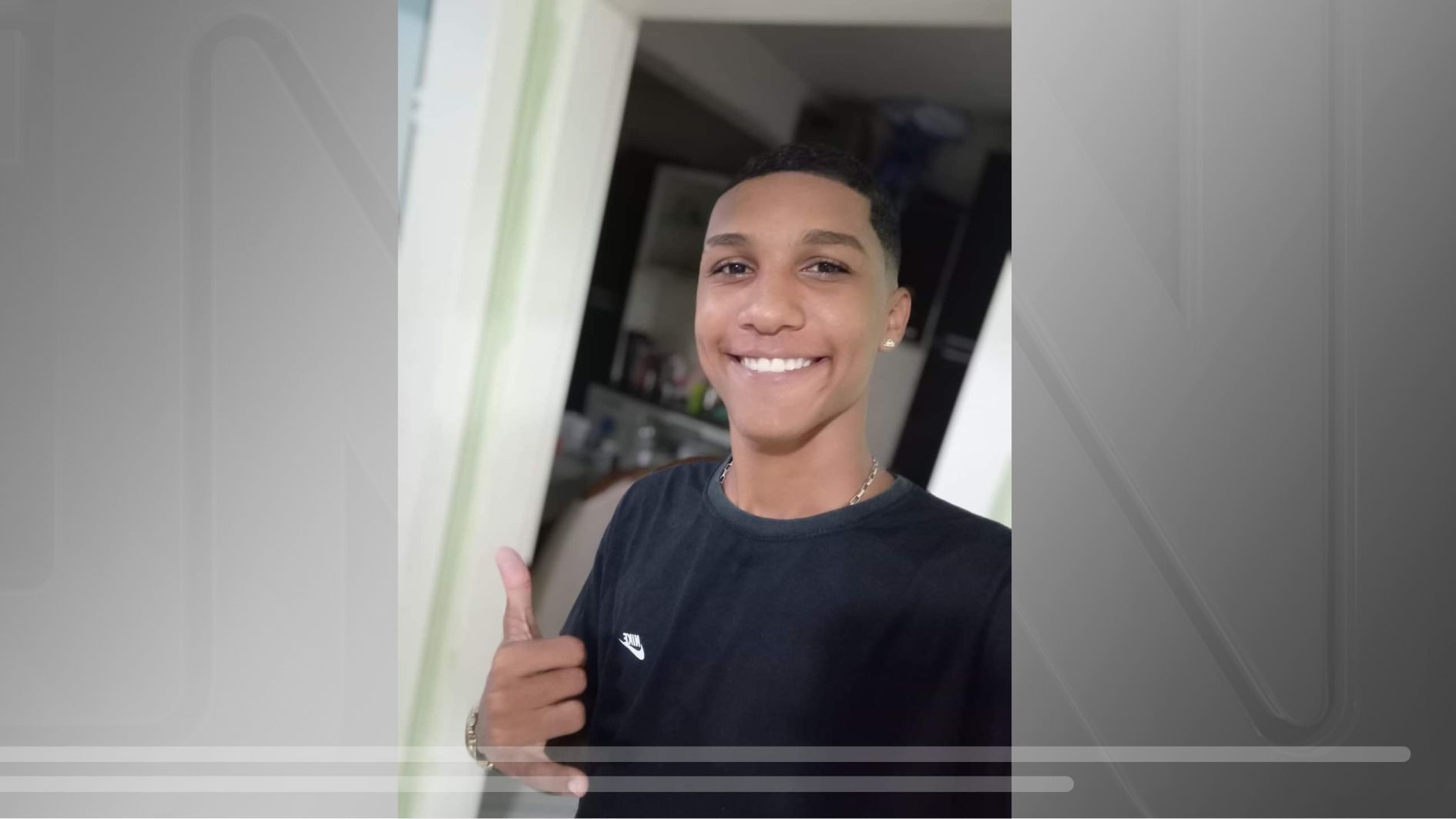 Jovem assassinado a tiros no Sambão do Povo
