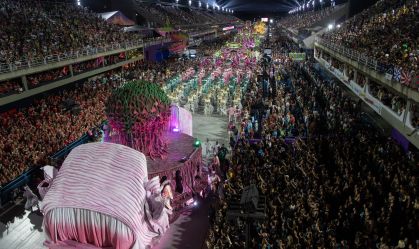 DESFILE ESCOLAS DE SAMBA CARNAVAL RJ 2023