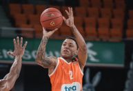 Jogador de basquete da seleção brasileira é alvo de ataque racista na Espanha