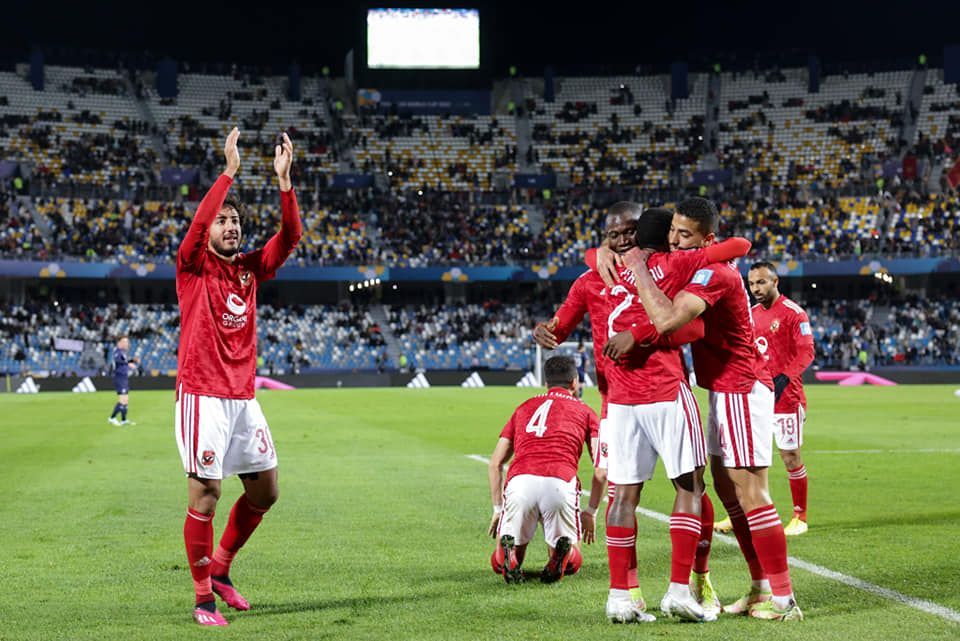 Jogadores do Al-Ahly durante partida contra o Auckland City, pelo Mundial de Clubes