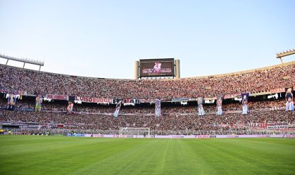 River Plate supera Borussia e fecha 2024 com maior média de público do mundo