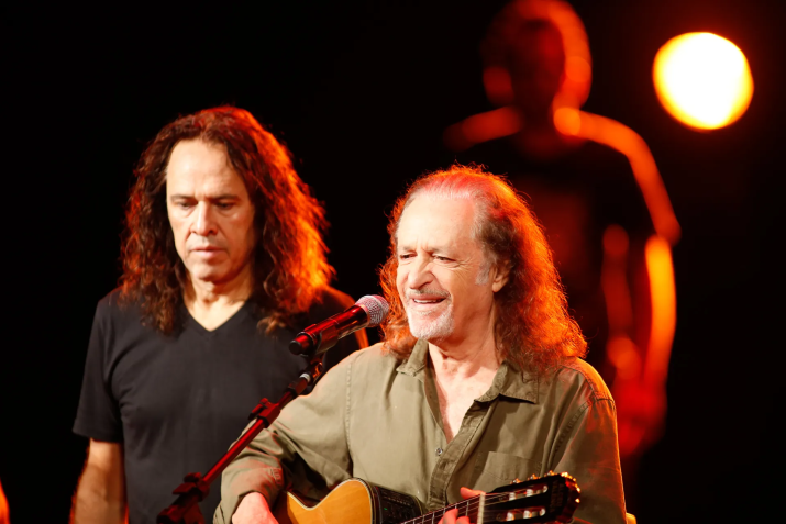 Alceu Valença em apresentação com o guitarrista Paulo Rafael. / Antonio Melcop