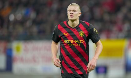 Erling Haaland durante a partida de RB Leipzig e Manchester City, pelas oitavas da Champions League 2022-23