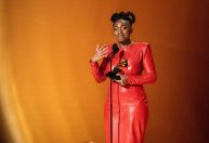 Samara Joy, que venceu Anitta no Grammy, recebe ódio de brasileiros nas redes