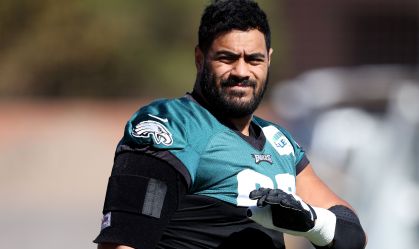 Jorda Mailata durante a preparação do Philadelphia Eagles para o Super Bowl LVII