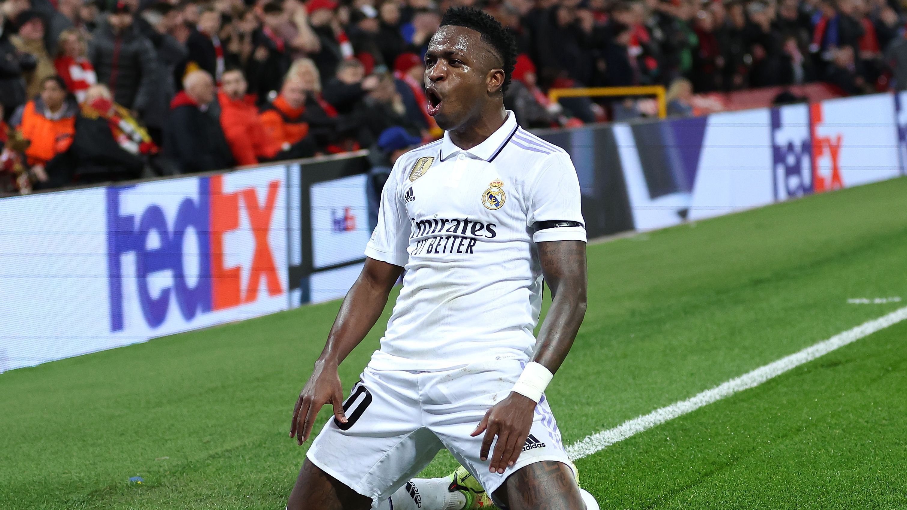 Liverpool FC v Real Madrid: Round of 16 Leg One - UEFA Champions League