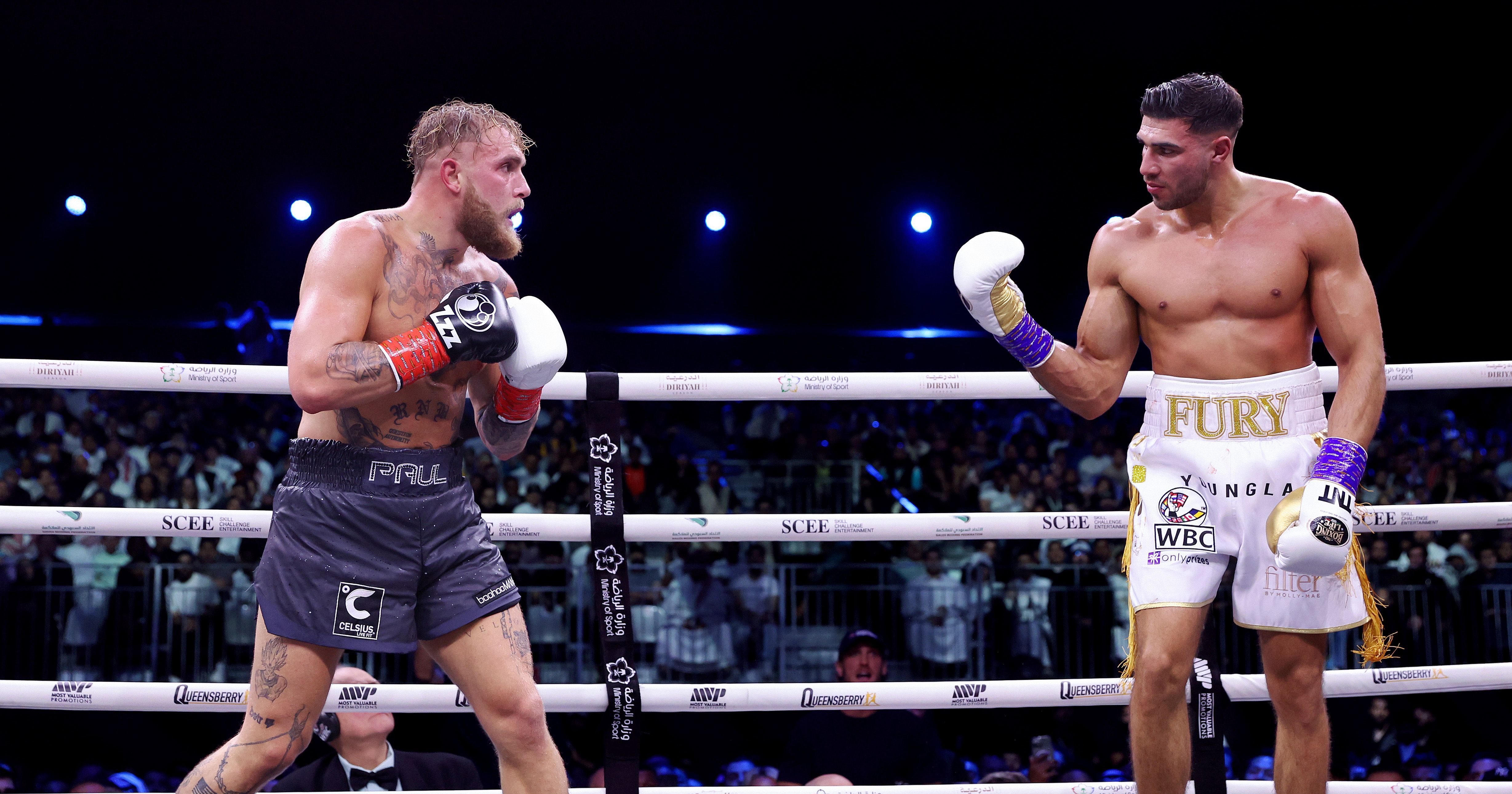 Jake Paul v Tommy Fury